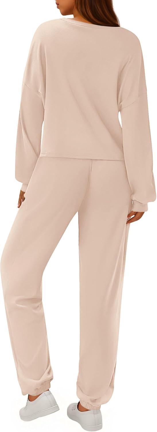 imagePRETTYGARDEN Womens Two Piece Lounge Sets 2025 Fall Airport Outfits Long Sleeve Pullover Tops Sweatpants Matching ClothingBeige