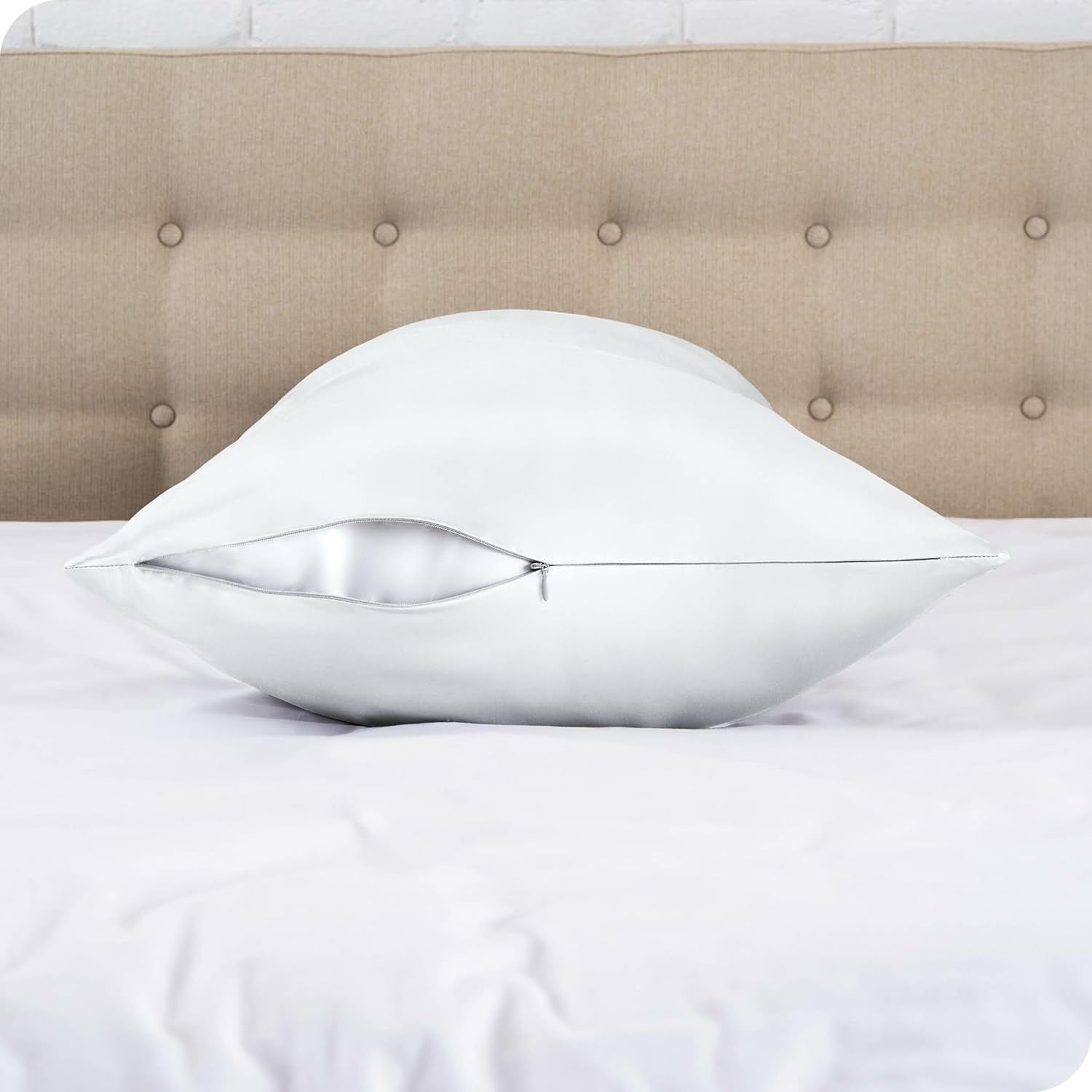 Bare Home 100 Mulberry Silk Pillowcase for Hair and Skin  Ultra Premium 6A Grade 19 Momme Silk Pillow Case  Envelope Enclosure  Breathable Cooling Pillow Cover Standard White01  White