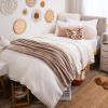 03 - Cream/Heather Pebble Cationic