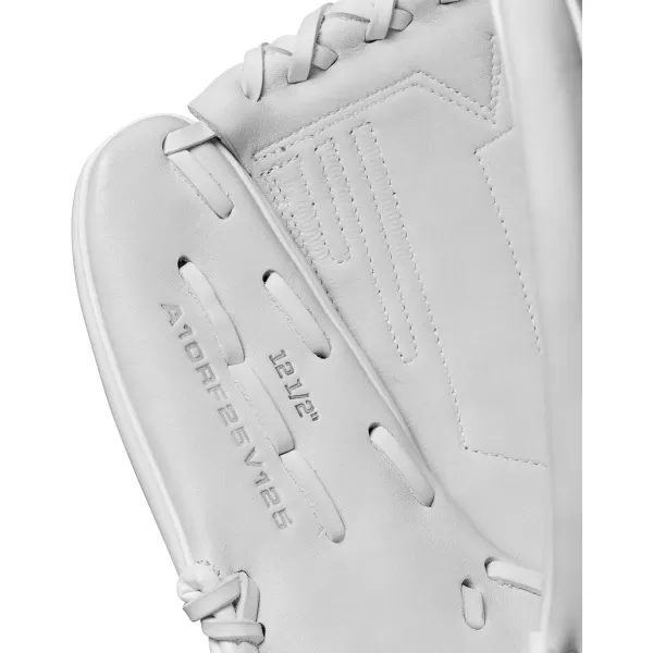 imageWilson Fall 2024 A1000 T125 125 Outfield Fastpitch Softball GloveWhite