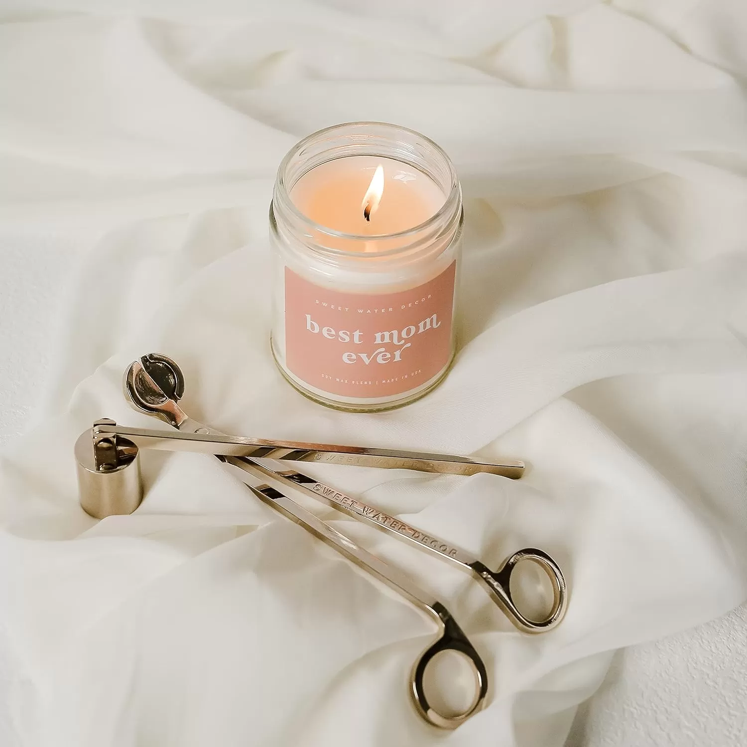 imageSweet Water Decor Best Mom Ever Candle  Sea Salt Jasmine Cream and Wood Scented Soy Wax Candle for Home  New Mom Mothers Day Gift  9oz Clear Jar 40 Hour Burn Time Made in the USABest Mom Ever  Pink