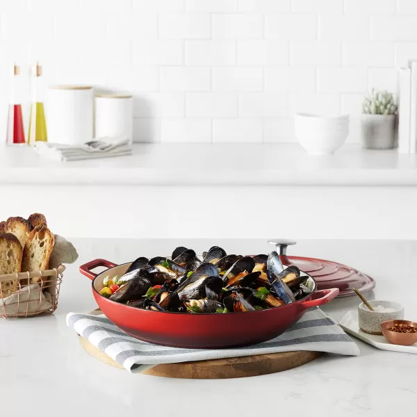 Amazon Basics Round Enameled Cast Iron Covered Casserole Skillet 33quart Matte NavyRed