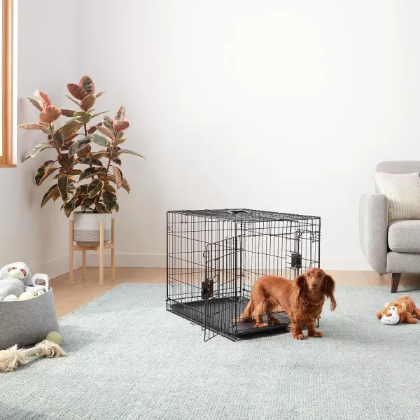 Amazon Basics  DurableFoldable Metal Wire Dog Crate with Tray Double Door Divider 24 x 18 x 20 Inches Black30L x 19W x 21H Double Door w Divider