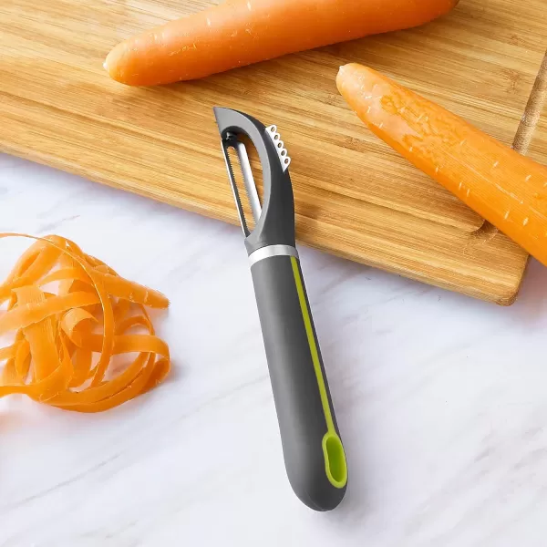 Amazon Basics 3Piece Peeler Set Soft Grip Handle BlackGreenSerrated Peeler 1Piece
