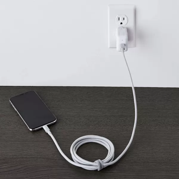 Amazon Basics USBC to Lightning Charger Cable Nylon Braided Cord MFi Certified Charger for Apple iPhone 14 13 12 11 X Xs Pro Pro Max Plus iPad 3 Foot Dark GraySilver