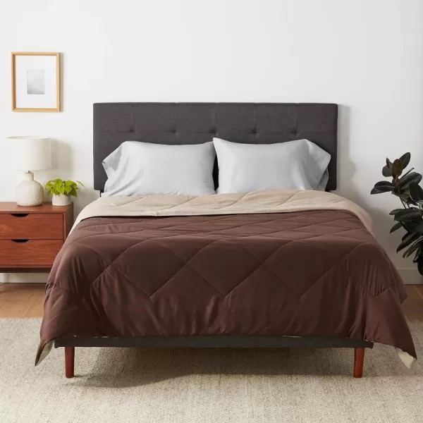 Amazon Basics Reversible Lightweight Microfiber Comforter Blanket FullQueen Chocolate  KhakiChocolate  Khaki