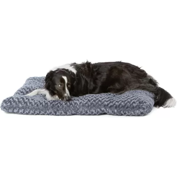 Amazon Basics Plush Pet Bed and Dog Crate Pad Small 29 x 21 x 3 Inches400L x 270W x 35Th