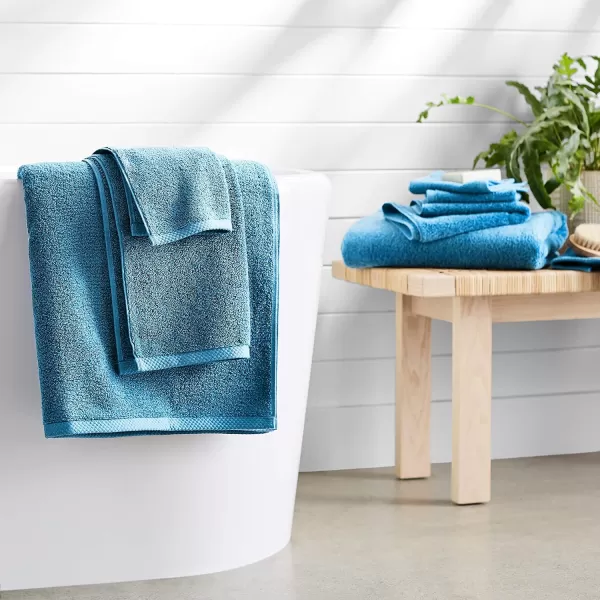 Amazon Basics 100 Cotton QuickDry Bath Towel 2Pack Platinum 54 x 308Piece Set Lake Blue