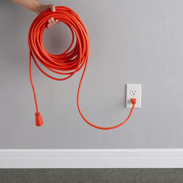 Amazon Basics 100Foot 3Prong Vinyl IndoorOutdoor Extension Cord  10 Amps 1250 Watts 125 VAC  OrangeOrange 100 ft