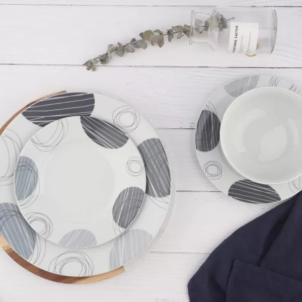 Amazon Basics 18Piece Kitchen Dinnerware Set Plates Dishes Bowls Service for 6 White Porcelain CoupeSpotted