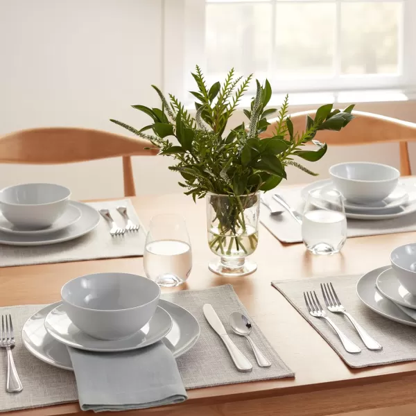 Amazon Basics 18Piece Kitchen Dinnerware Set Plates Dishes Bowls Service for 6 White Porcelain CoupeWhite Porcelain Coupe