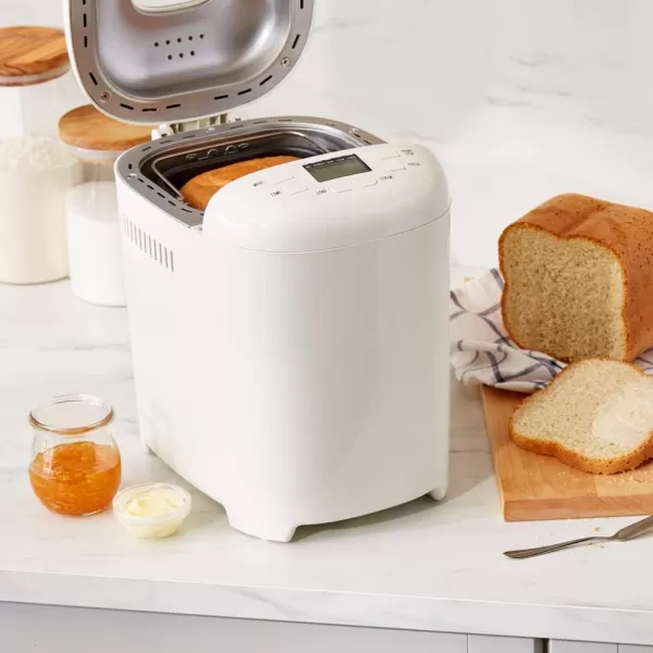 Amazon Basics 2 Pound NonStick Bread Making Machine BlackWhite