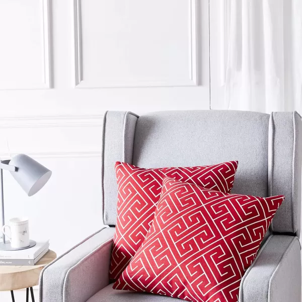 Amazon Basics 2Pack Linen Style Decorative Throw Pillows  18 Square Navy BlueClassic Red Geometric Linen Style 2Pack