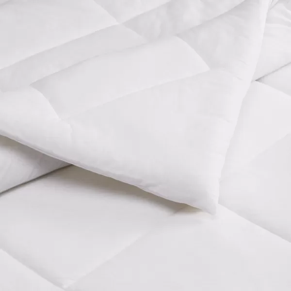 Amazon Basics 2Piece Cotton Blend Jersey Knit Comforter Set TwinTwin XL Dark Gray GeometricTwinTwin XL White