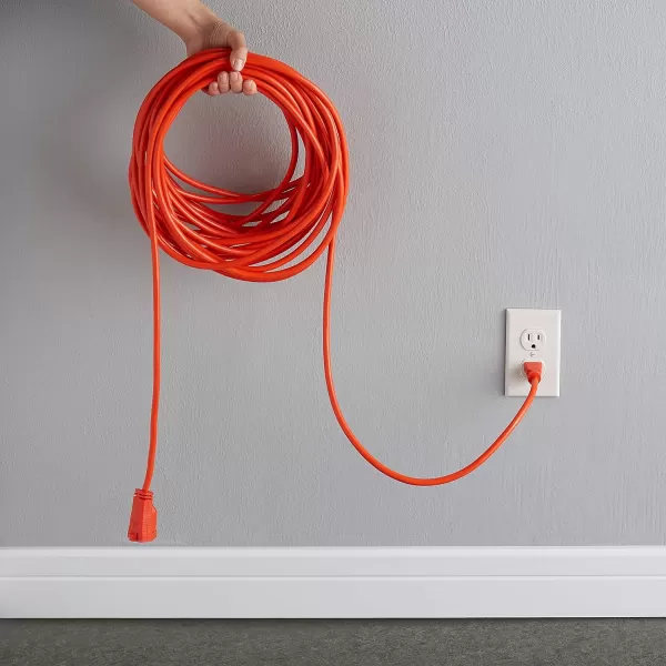 Amazon Basics 50Foot 3Prong Vinyl IndoorOutdoor Extension Cord  13 Amps 1625 Watts 125 VAC GreenOrange 50 Ft 4Pack