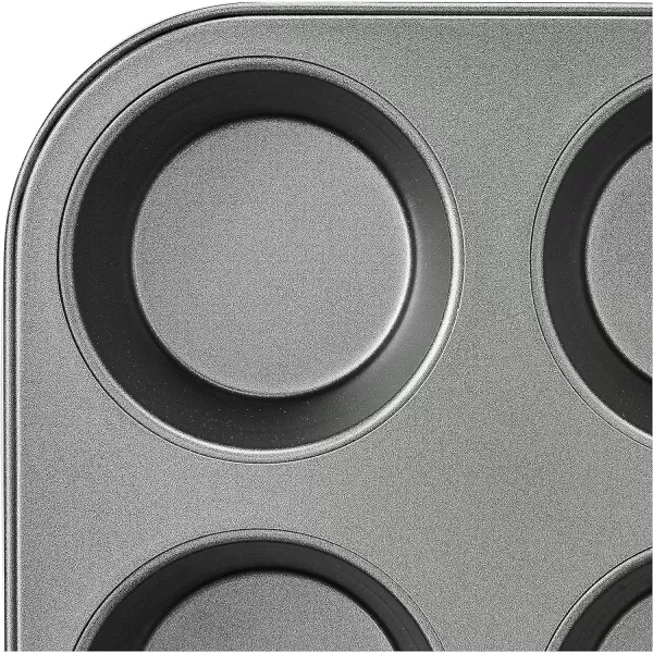 Amazon Basics 6 Piece Nonstick Carbon Steel Oven Bakeware Baking Set 405 cm x 285 cm x 15 cmAmazon Basics 6 Piece Nonstick Carbon Steel Oven Bakeware Baking Set 405 cm x 285 cm x 15 cm