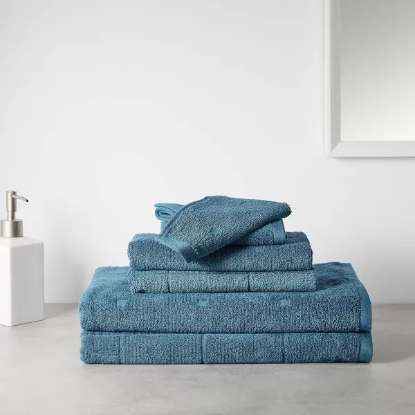 Amazon Basics 6Piece Fade Resistant Bath towel Hand and Washcloth Set  Cotton Gray 1425 L x 1085 WDark Blue 6Piece Set