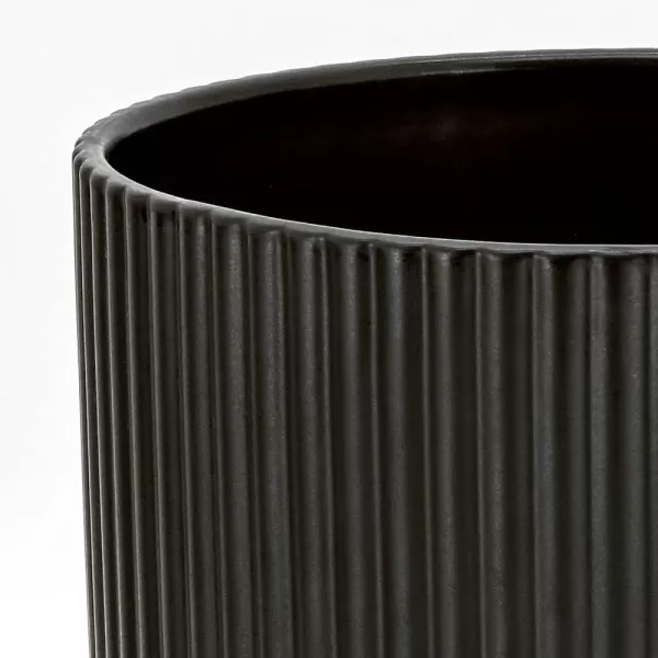 Amazon Basics Assorted Sizes Fluted Ceramic Round Planters Set of 3 Black 6Inch 8Inch 10Inch6Inch 8Inch 10Inch Black