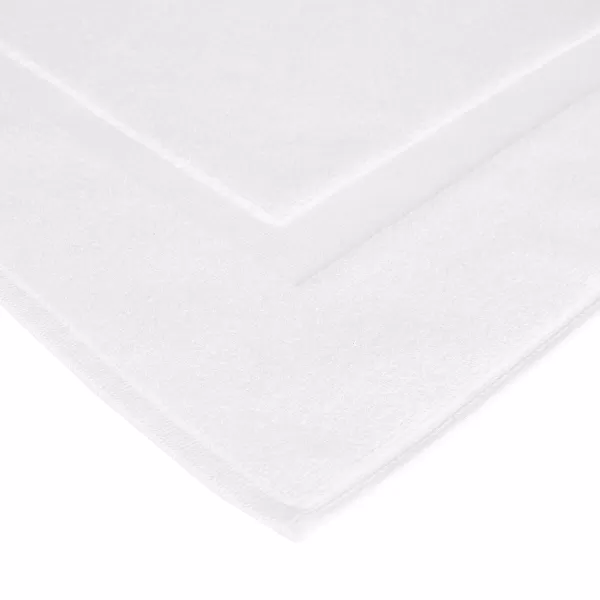 Amazon Basics Banded Bathroom Bath Rug Mat Bright White 31 L x 20 WBright White 1Pack