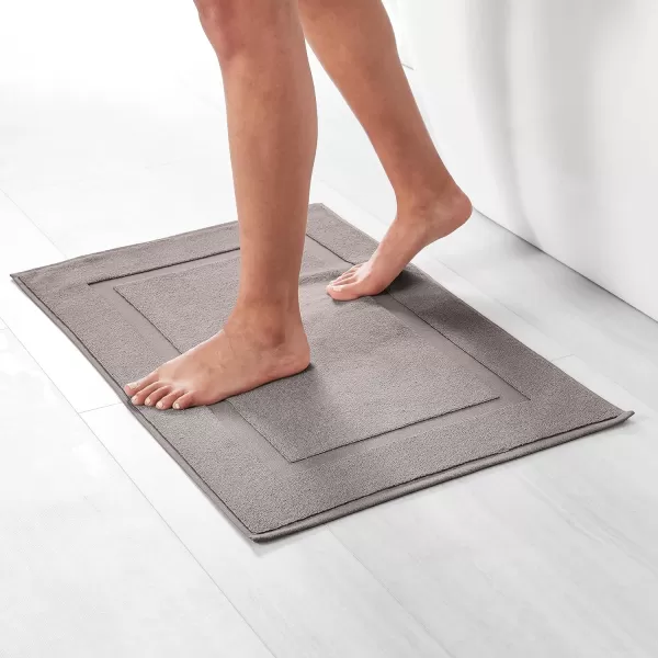 Amazon Basics Banded Bathroom Bath Rug Mat Bright White 31 L x 20 WLight Gray 1Pack