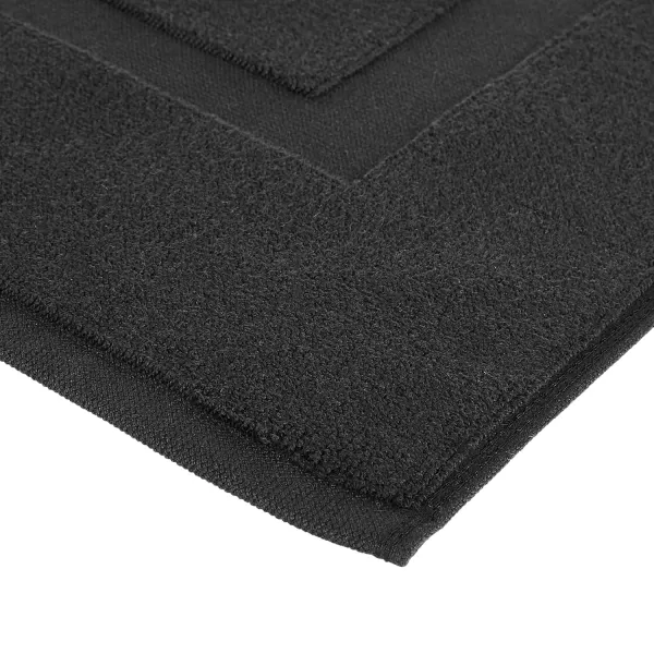 Amazon Basics Banded Bathroom Bath Rug Mat Bright White 31 L x 20 WMidnight Black 1Pack