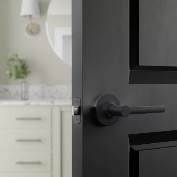 Amazon Basics Contemporary Madison Door Lever with Lock Privacy Matte BlackPassage Matte Black