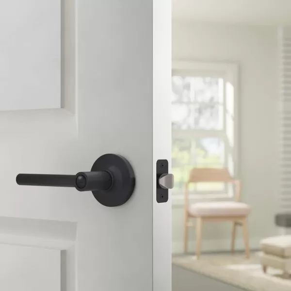 Amazon Basics Contemporary Madison Door Lever with Lock Privacy Matte BlackPrivacy Matte Black