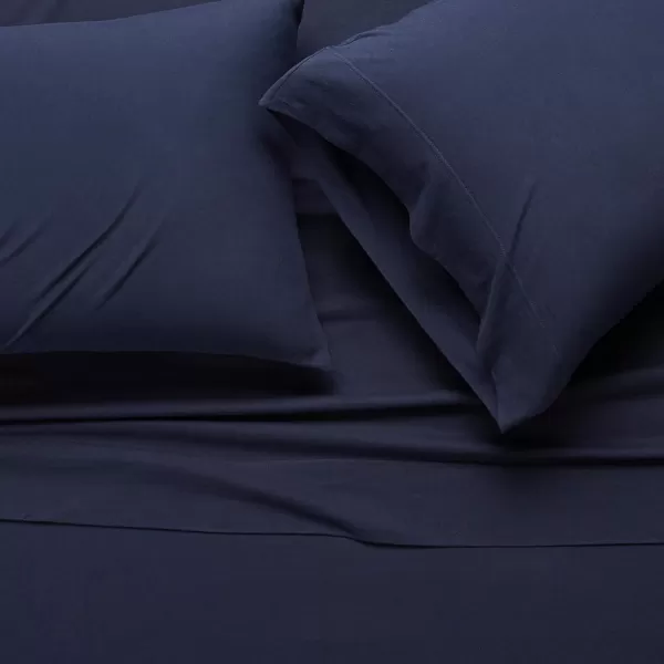 Amazon Basics Cotton Jersey 4Piece Bed Sheet Set King Oatmeal SolidNavy Blue Queen Sheet Set