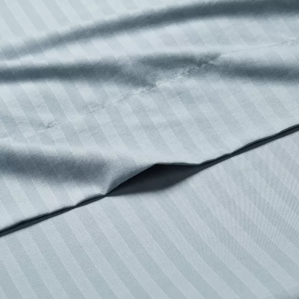 Amazon Basics Deluxe Microfiber Striped 3Piece Sheet Set4 pcs Spa Blue FullSpa Blue Twin