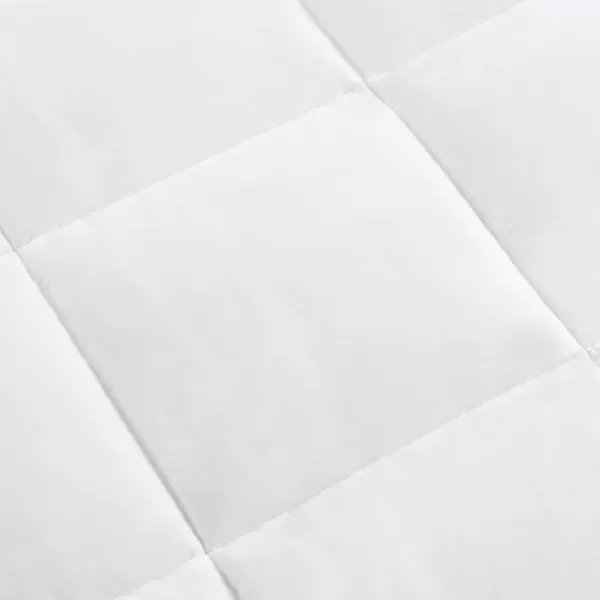 Amazon Basics Down Alternative Bedding Comforter Duvet Insert FullQueen White LightFullQueen AllSeason