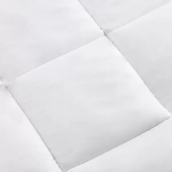 Amazon Basics Down Alternative Bedding Comforter Duvet Insert FullQueen White LightFullQueen Warm