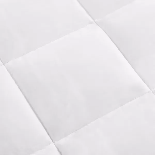 Amazon Basics Down Alternative Bedding Comforter Duvet Insert FullQueen White LightKing AllSeason