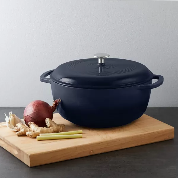 Amazon Basics Enameled Cast Iron Covered Round Dutch Oven 6 Quart Matte NavyMatte Navy 73 Quart