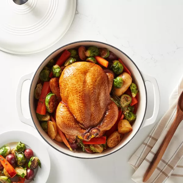Amazon Basics Enameled Cast Iron Covered Round Dutch Oven 6 Quart Matte NavyMatte White 73 Quart