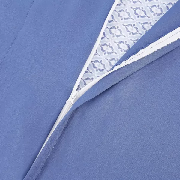 Amazon Basics Lightweight Microfiber Duvet Cover Set with Snap Buttons FullQueen Bright WhiteBlue Damask TwinTwin XL Zipper