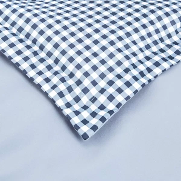 Amazon Basics Lightweight Microfiber Duvet Cover Set with Snap Buttons FullQueen Bright WhiteGingham Plaid FullQueen Zipper