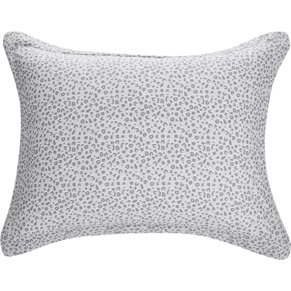 Amazon Basics Lightweight Microfiber Duvet Cover Set with Snap Buttons FullQueen Bright WhiteGrey Cheetah FullQueen Zipper