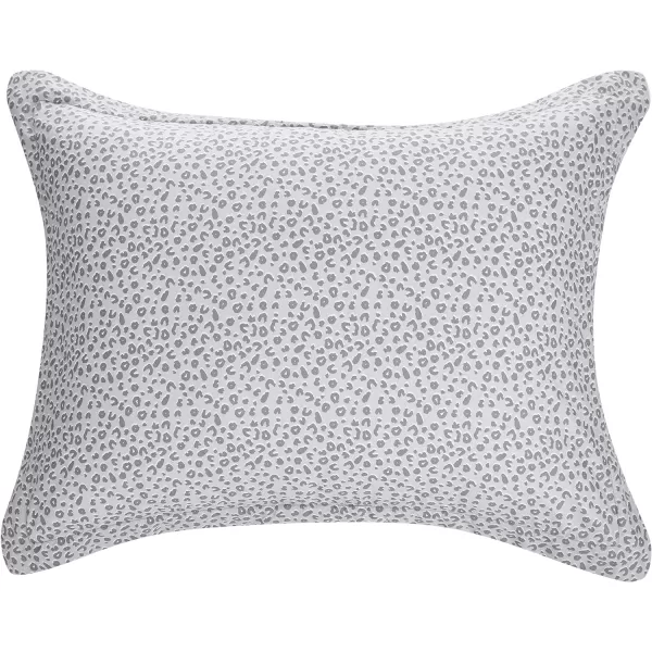 Amazon Basics Lightweight Microfiber Duvet Cover Set with Snap Buttons FullQueen Bright WhiteGrey Cheetah TwinTwin XL Zipper