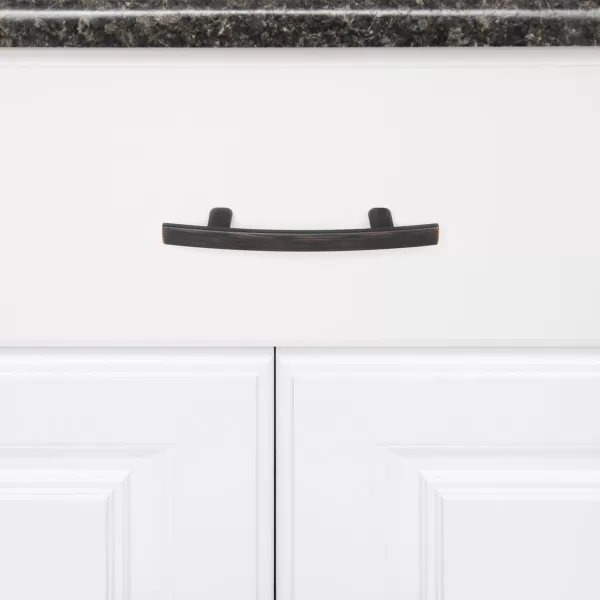 Amazon Basics Modern Curved Cabinet Handle 525inch Length 3inch Hole Center Oil Rubbed Bronze 10Pack525 in Length 3 in Hole Center Modern Oil Rubbed Bronze
