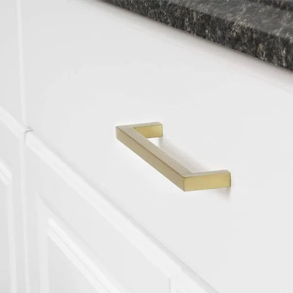 Amazon Basics Modern Square Cabinet Pull Handle 539inch Length 5inch Hole Center Golden Champagne 10pack539 in Length 5 in Hole Center 80 Pack Golden Champagne80 Pack