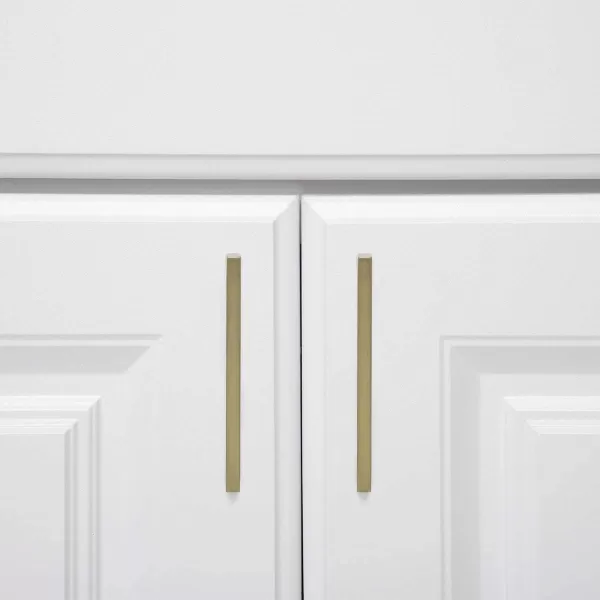 Amazon Basics Modern Square Cabinet Pull Handle 539inch Length 5inch Hole Center Golden Champagne 10pack539 in Length 5 in Hole Center Brushed Brass