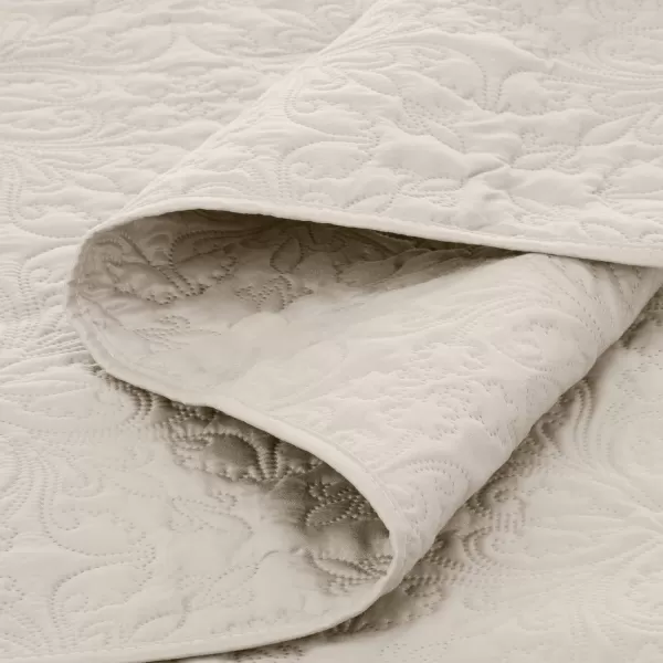 Amazon Basics Oversized Quilt Bed Set Embossed Coverlet and Sham  Twin Beige DiamondBeige FullQueen Floral