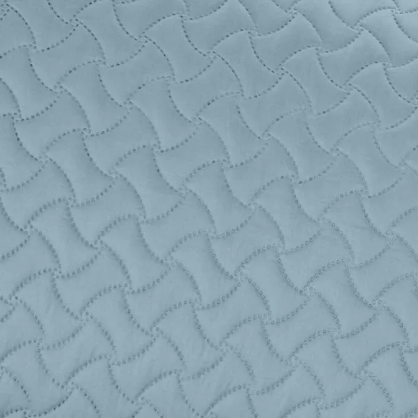 Amazon Basics Oversized Quilt Bed Set Embossed Coverlet and Sham  Twin Beige DiamondSpa Blue FullQueen Wave