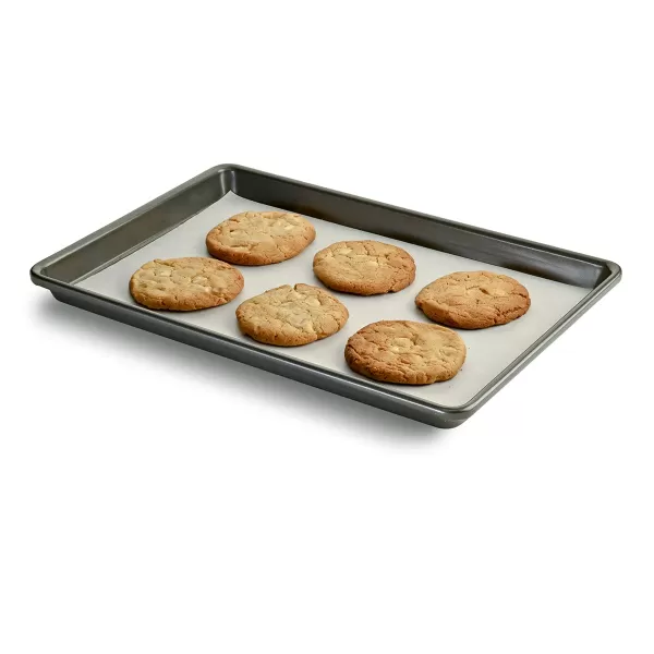 Amazon Basics Parchment Paper 90 Sq FtAmazon Basics Parchment Paper 90 Sq Ft