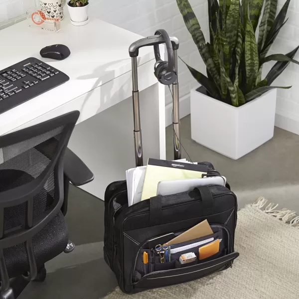 Amazon Basics Rolling Laptop Case BlackPack of 1
