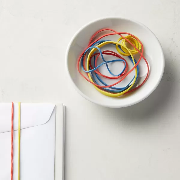 Amazon Basics Rubber Bands Size 33 312 x 18 Inch 600 Bands1 lb Pack 3Pack TanAssorted 05 Pound Pack
