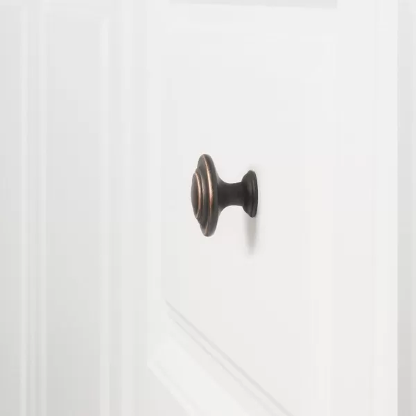 Amazon Basics Traditional Top Ring Cabinet Knob 125inch Diameter Oil Rubbed Bronze 10PackOil Rubbed Bronze 10 Pack