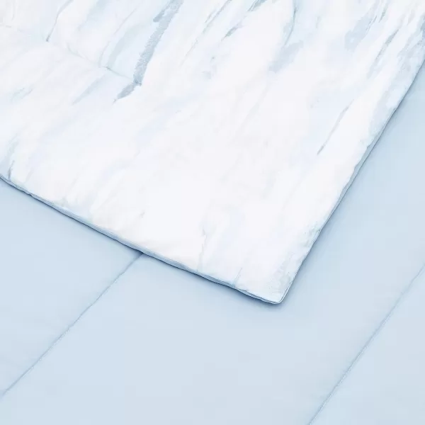Amazon Basics UltraSoft Microfiber BedInABag 8 Piece Comforter Bedding Set Queen Blue Watercolor StripedBlue Watercolor TwinTwin XL