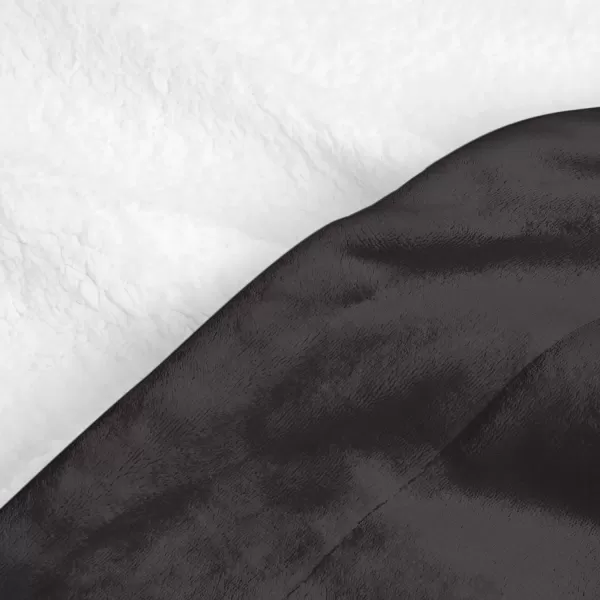 Amazon Basics UltraSoft Micromink Sherpa Blanket Throw CharcoalTwin Black