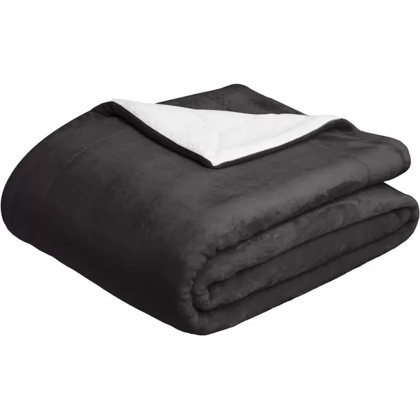 Amazon Basics UltraSoft Micromink Sherpa Blanket Throw CharcoalTwin Black